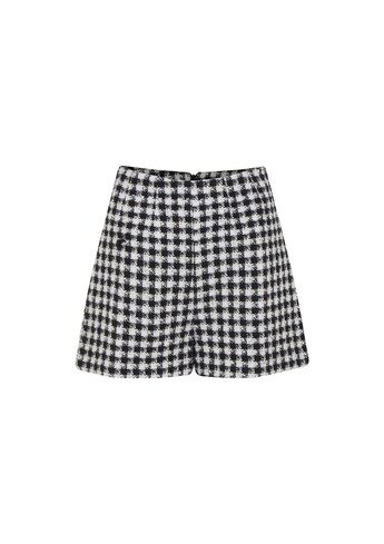 TK Maxx Bialo-czarne krotkie spodenki 74.99 ZL