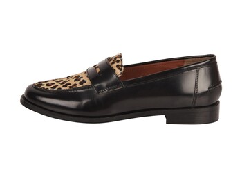TK Maxx damskie plaskie buty w zwierzecy wzor 179.99PLN