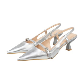 Tk Maxx srebrne szpilki ze szpicem 74.99PLN