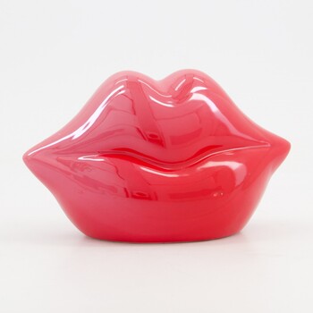 TK Maxx walentynkowa ozdoba w ksztalcie czerwonych ust 34.99PLN