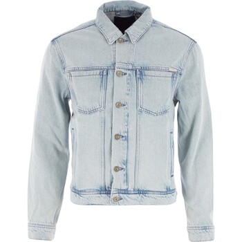 Niebieska kurtka jeansowa