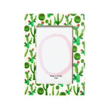 Ramka w kaktusy