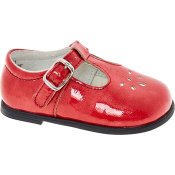 Czerwone lakierowane buty