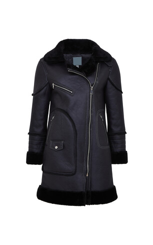 Czarny damski kozuch