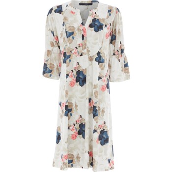 Kremowa sukienka w kwiaty