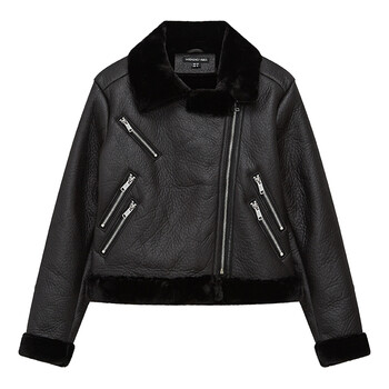 TK Maxx - Moda - kurtka czarna z futerkiem, 249.99PLN