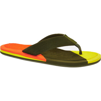 Klapki w kolorze khaki