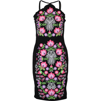 Czarna sukienka z kwiatowym motywem