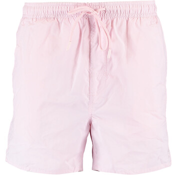 Różowe kąpielówki