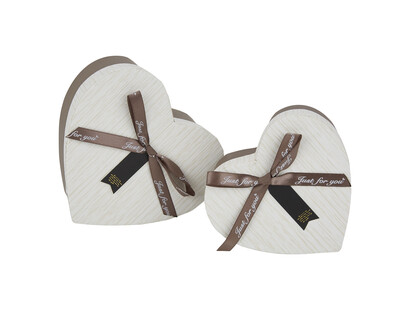 tk-maxx pudeleczka-w-ksztalcie-serc 16.99 zl