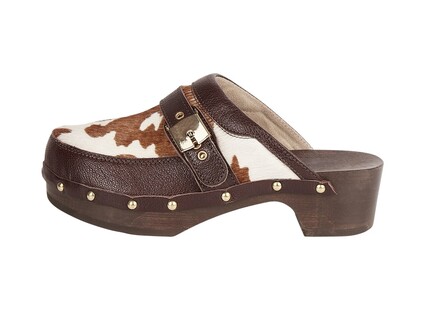 TK Maxx damskie brazowe chodaki 199.99PLN