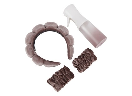 TK Maxx self care set 49.99PLN