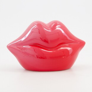 TK Maxx walentynkowa ozdoba w ksztalcie czerwonych ust 34.99PLN