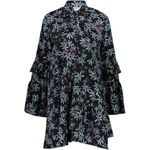 Czarna sukienka w kwiaty