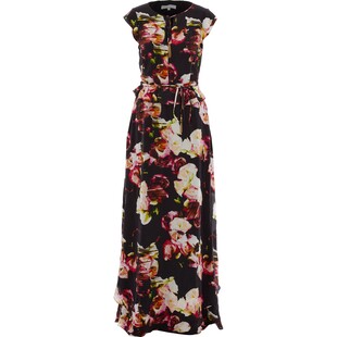 Sukienka w różowe kwiaty