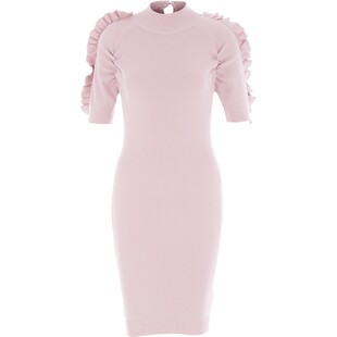 Pudrowo-różowa sukienka