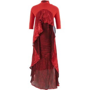 Czerwona drapowana sukienka