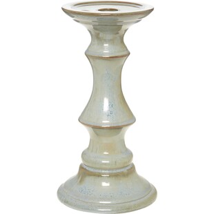 Świecznik w odcieniu niebieskiej żywicy