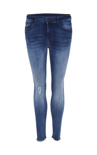 Obcisle jeansy damskie