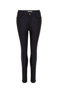 Obcisle czarne jeansy damskie