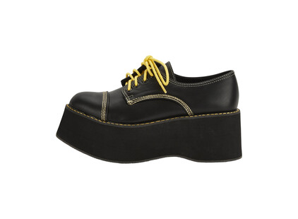 TK Maxx buty na platformie 84.99zl