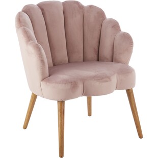 Pudrowo-różowy fotel muszla